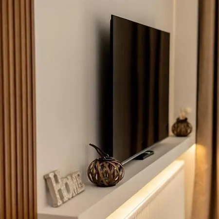 Apartment Urban Luxury By Thesbnb